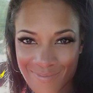 Meet your Posher, Posh